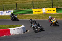 enduro-digital-images;event-digital-images;eventdigitalimages;mallory-park;mallory-park-photographs;mallory-park-trackday;mallory-park-trackday-photographs;no-limits-trackdays;peter-wileman-photography;racing-digital-images;trackday-digital-images;trackday-photos
